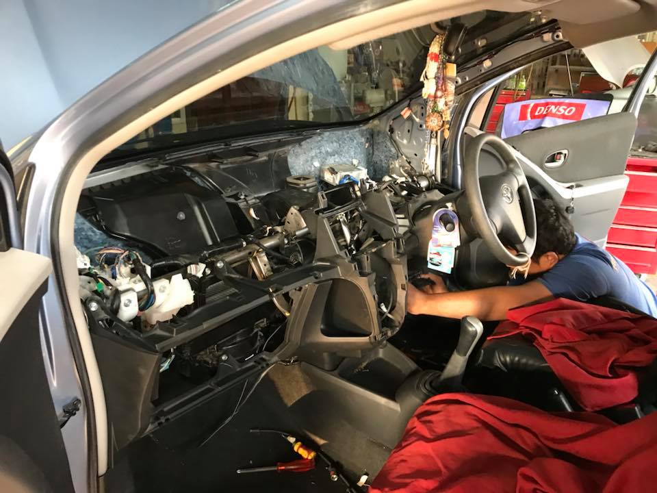 ศูนย์ซ่อมแอร์รถยนต์ ปราจีนบุรี